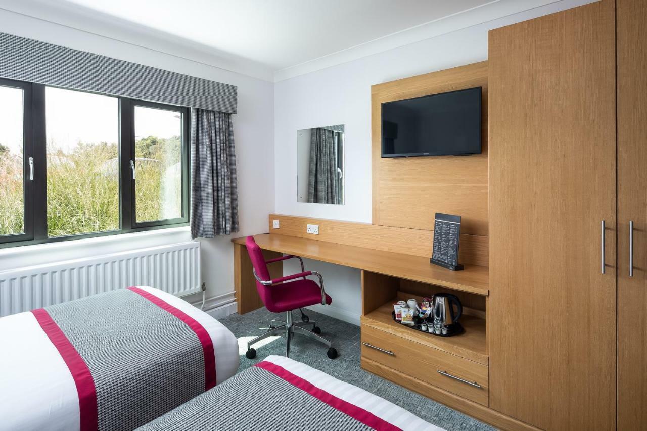 Warwick Conferences - Radcliffe Hotell Coventry Eksteriør bilde